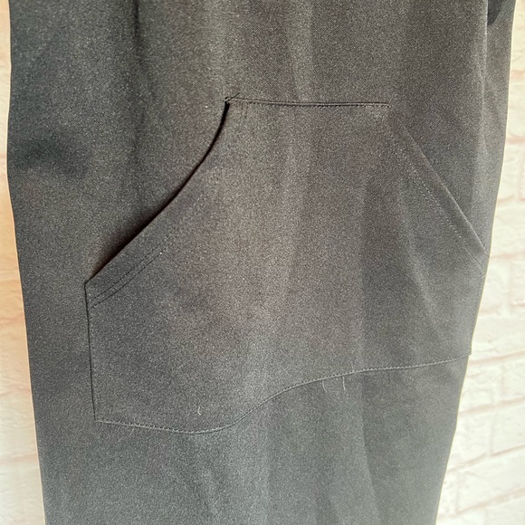 L.A. Movers Girls Romper With Sweatshirt Pocket - Picture 3 of 6